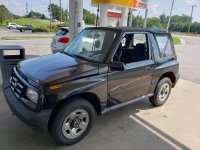 1997-Geo-Tracker-4x4-2Door.jpg