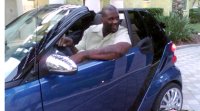 shaq-smart-car-03.jpg