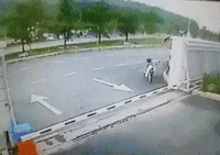 F0F7F74E-98DF-40F1-A31F-1AE07B3D35A0.gif