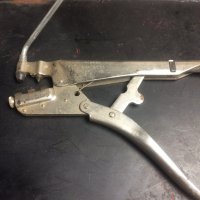 pliers.jpg