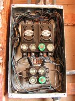 old screw in fuses.jpg old screw in fuses.jpg