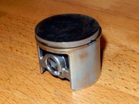 344-old-piston.jpg