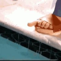 D75512E7-C590-40FA-911A-FCBE13B40B1E.gif