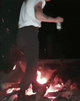 4EF7D4FD-51ED-4AF5-8552-72A948EF71CF.gif