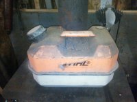 stihl gas can 001.JPG