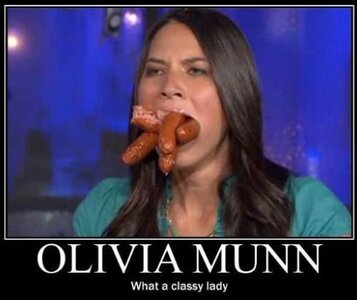 Olivia_Munn~2.jpg