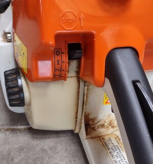 Stihl 046 Choke Lever.jpg