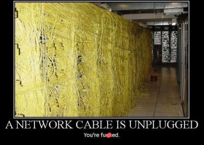 Network_Cable_Is_Un_Plugged~2.jpg