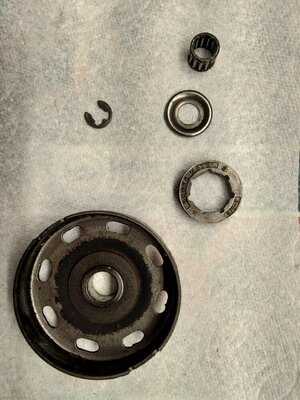 576 05 clutch cover dirty.jpg