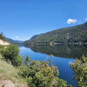 lake1.jpg