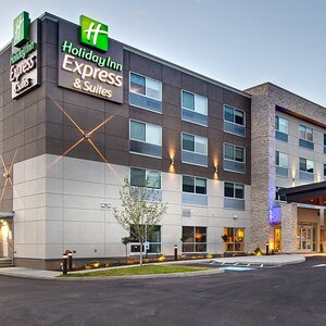 2-YXTES_Terrace_BC_Canada_Exterior1.jpg