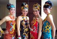 kalimantan-women.jpg