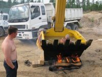 funny-pictures-diy-hot-tub-excavator-loader.jpg