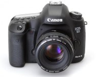 Canon_5D_Mark_III.jpg