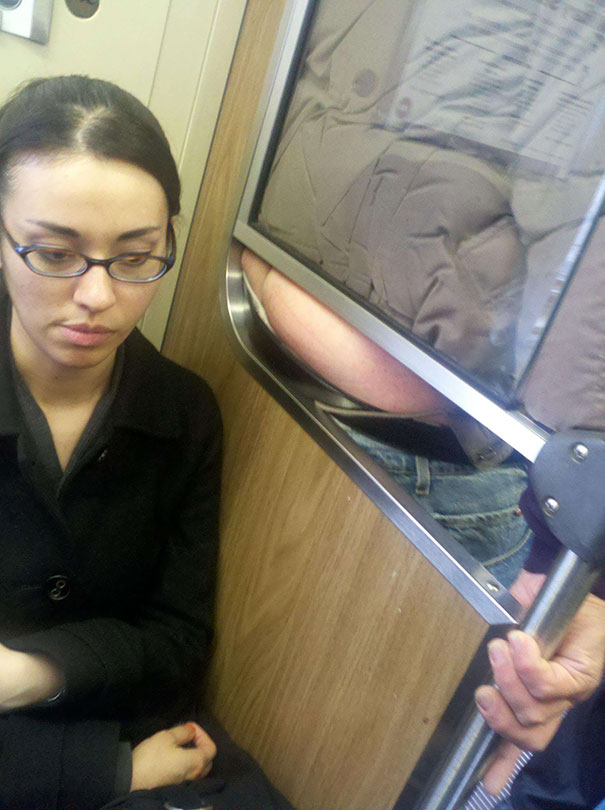 subwaybuttcrack.jpg