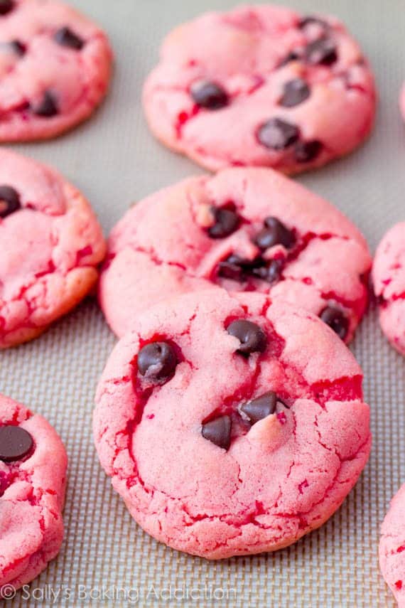 Strawberry-Chocolate-Chip-Cookies.jpg