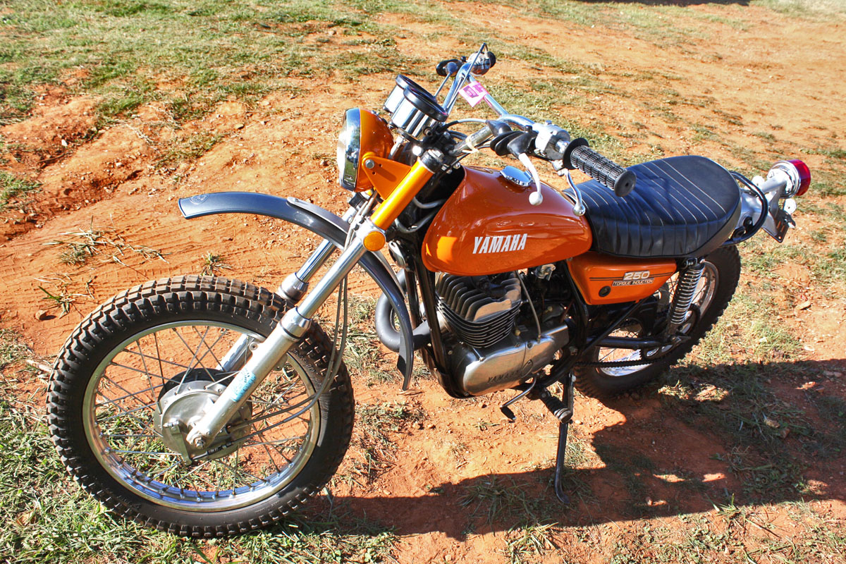 yamaha-enduro-2.jpg